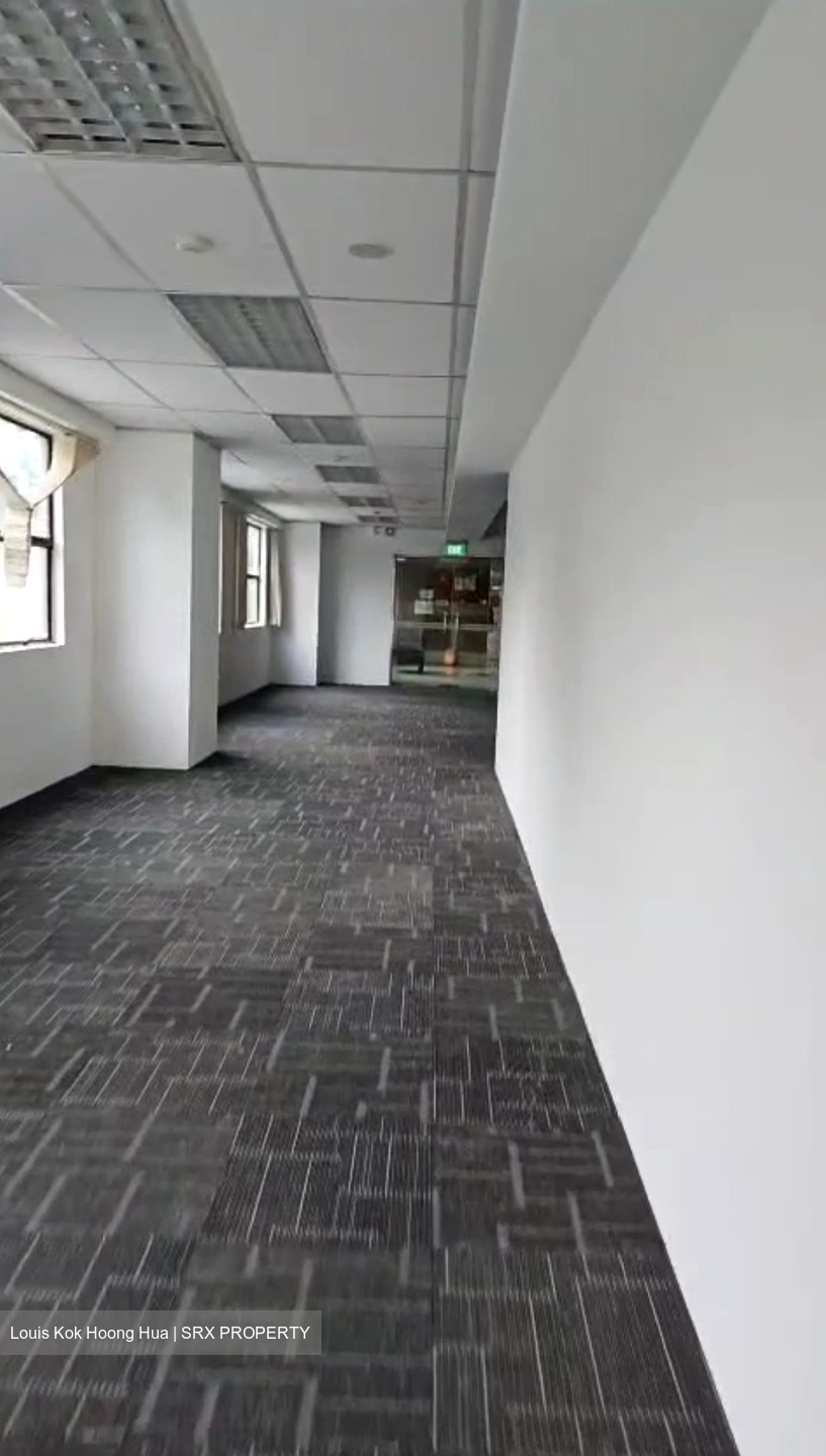 Tuas Avenue 1 (D22), Office #486886361